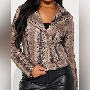 Snake print Moto jacket Size M NWT